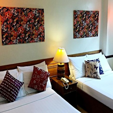 La Parilla Hotel Cabanatuan City Eksteriør billede