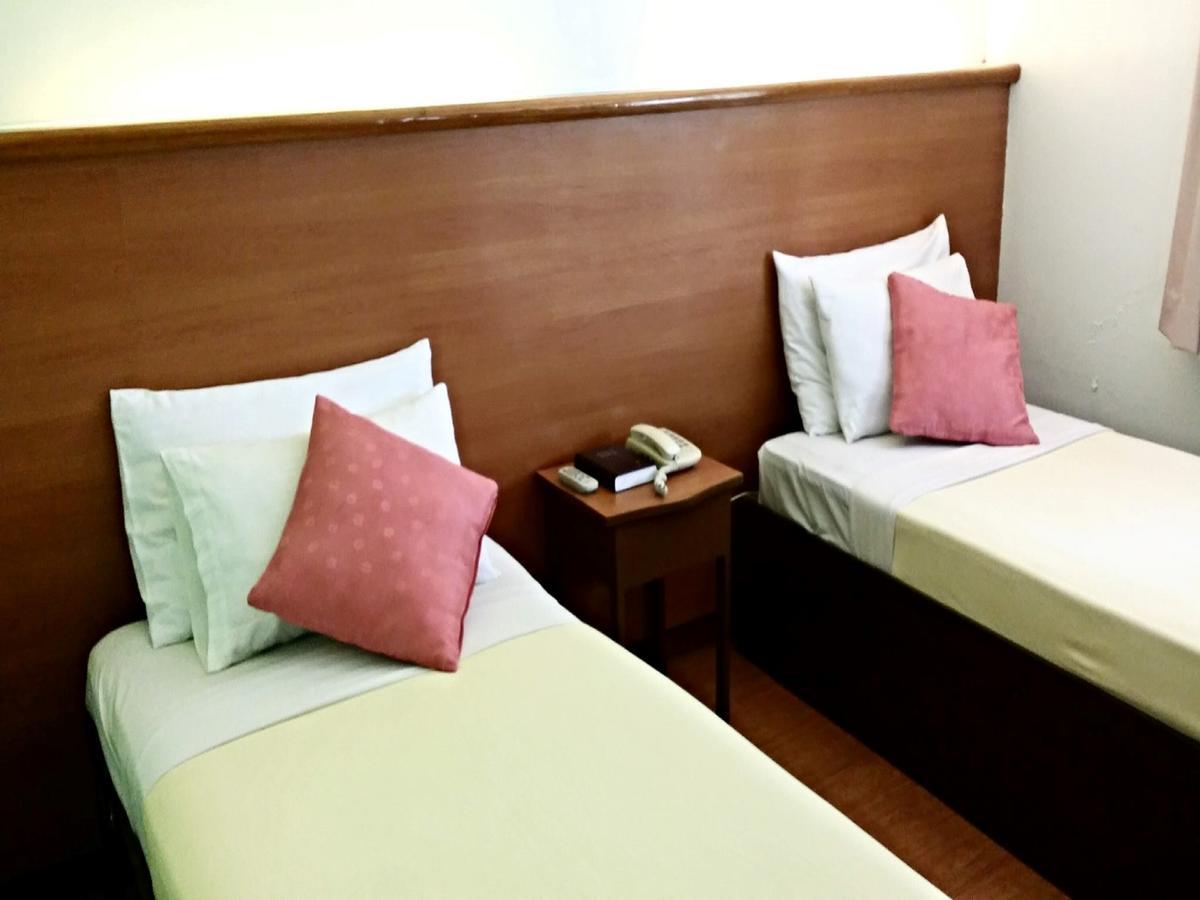 La Parilla Hotel Cabanatuan City Eksteriør billede
